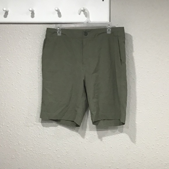 Faherty All Day 1.0 Short 9″ Olive Sz 33 Men's Tech Flat-Front Performance Short - Picture 3 of 7